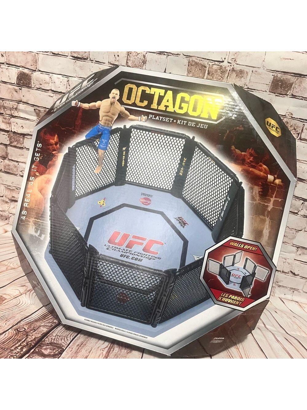 NIB - UFC Octagon Playset with Black and Gray Cage